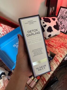 Sunday Riley Detox Darling Essence